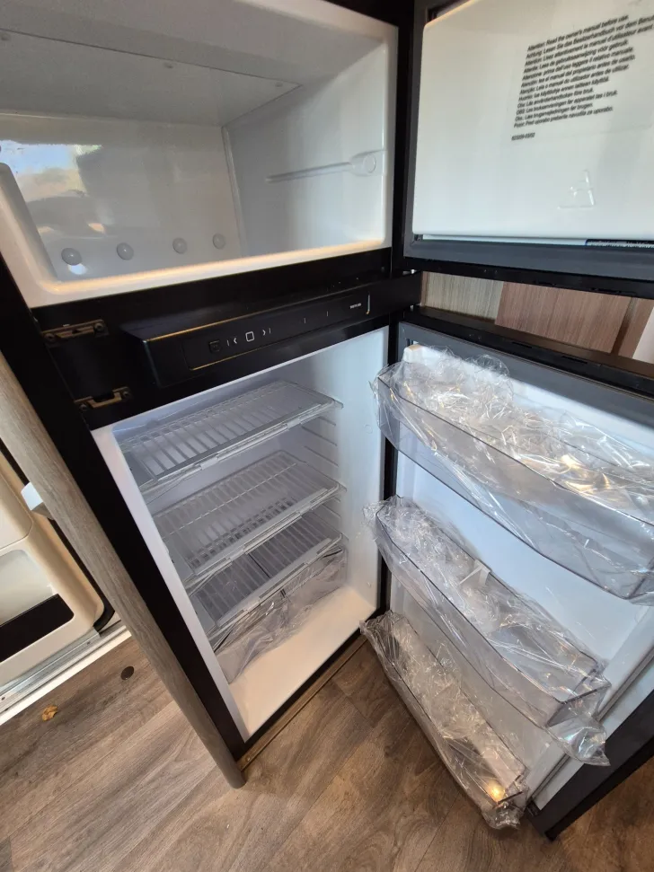 Fahrzeugbild Carado T338 pro+ *Hubbett*Bettenumbau*Solar* #18