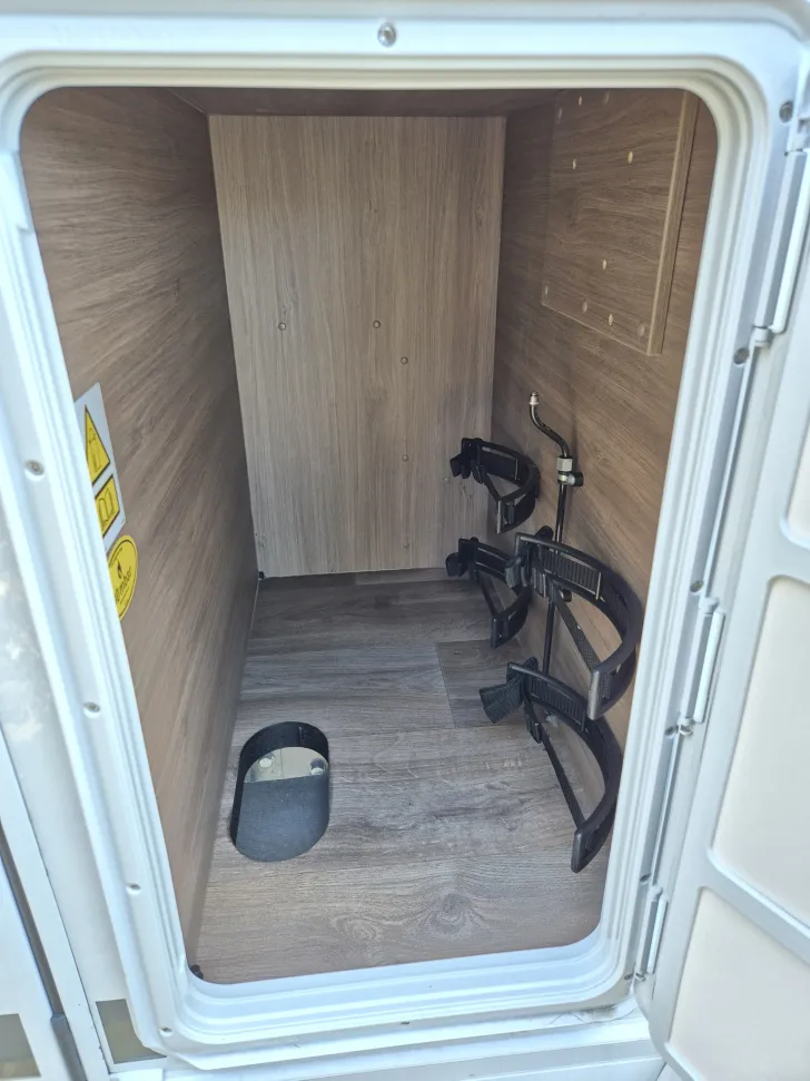 Fahrzeugbild Carado T338 pro+ *Hubbett*Bettenumbau*Solar* #37