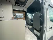 Fahrzeugbild Hymer Camper Van Grand Canyon S 4x4 Allrad HA-Luft/4,5 to Auflast. Voll #5