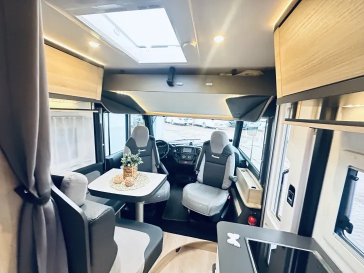 Fahrzeugbild Itineo FAMILI COMPACT CJ660 #11