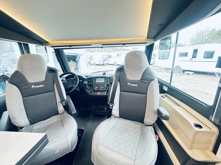 Fahrzeugbild Itineo FAMILI COMPACT CJ660 #15
