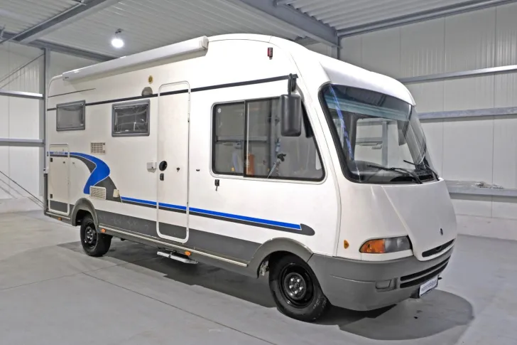 Fahrzeugbild Eura Mobil I 660 HB/Festbett+Hubbett/Garage/Klima/Solar #2