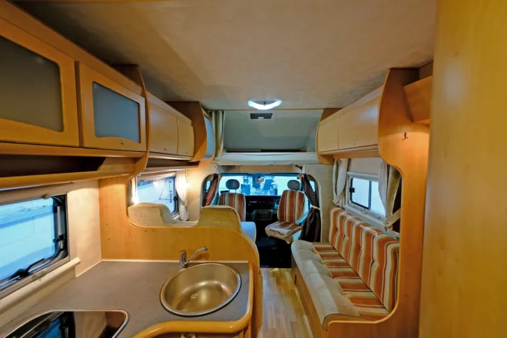 Fahrzeugbild McLouis Tandy 433 Plus/Etagenbetten/Klima/Markise #9