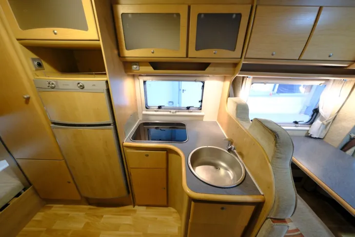 Fahrzeugbild McLouis Tandy 433 Plus/Etagenbetten/Klima/Markise #13