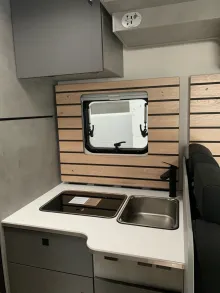 Fahrzeugbild Crosscamp EXPDN T 7.0 E Peugeot #11