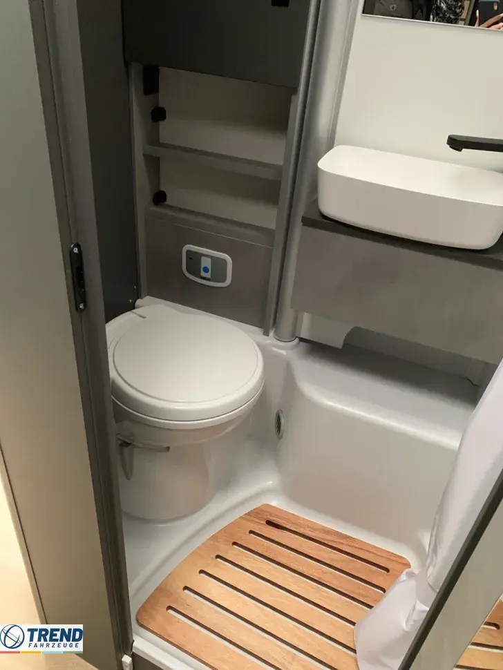 Fahrzeugbild Crosscamp EXPDN T 7.0 E Peugeot #13