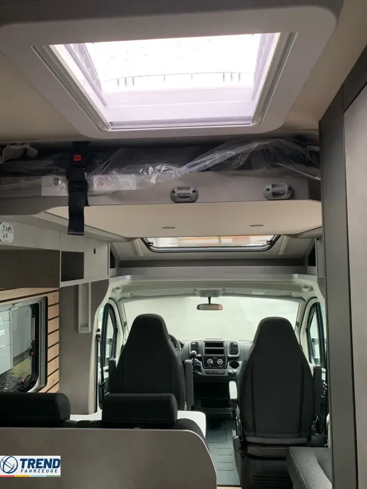 Fahrzeugbild Crosscamp EXPDN T 7.0 E Peugeot #15