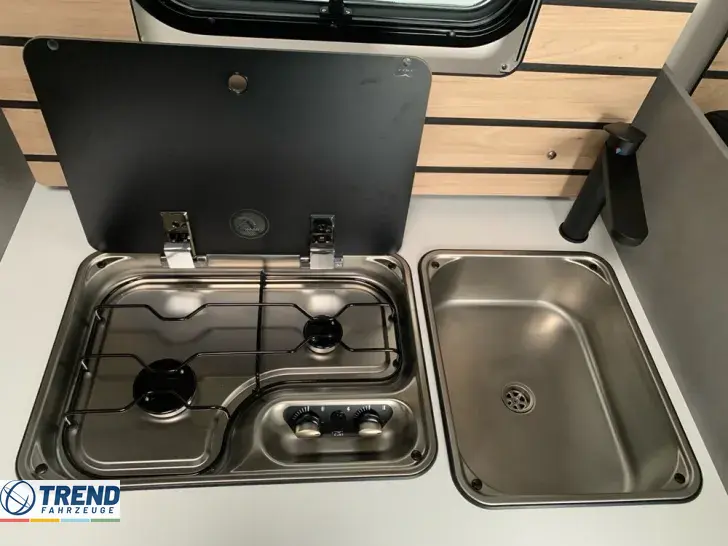 Fahrzeugbild Crosscamp EXPDN T 7.0 E Peugeot #17