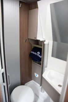 Fahrzeugbild Carado CV600 pro+ *Aufstelldach*Schwenkbad* #29