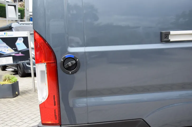 Fahrzeugbild Carado CV600 pro+ *Aufstelldach*Schwenkbad* #41