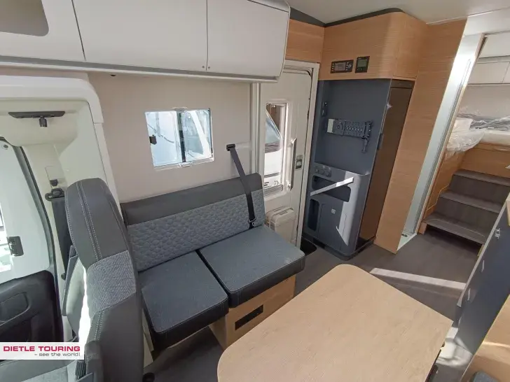 Fahrzeugbild Adria Coral 60Y 670 DL Jubilee Combi 6E, Modell 26 #7
