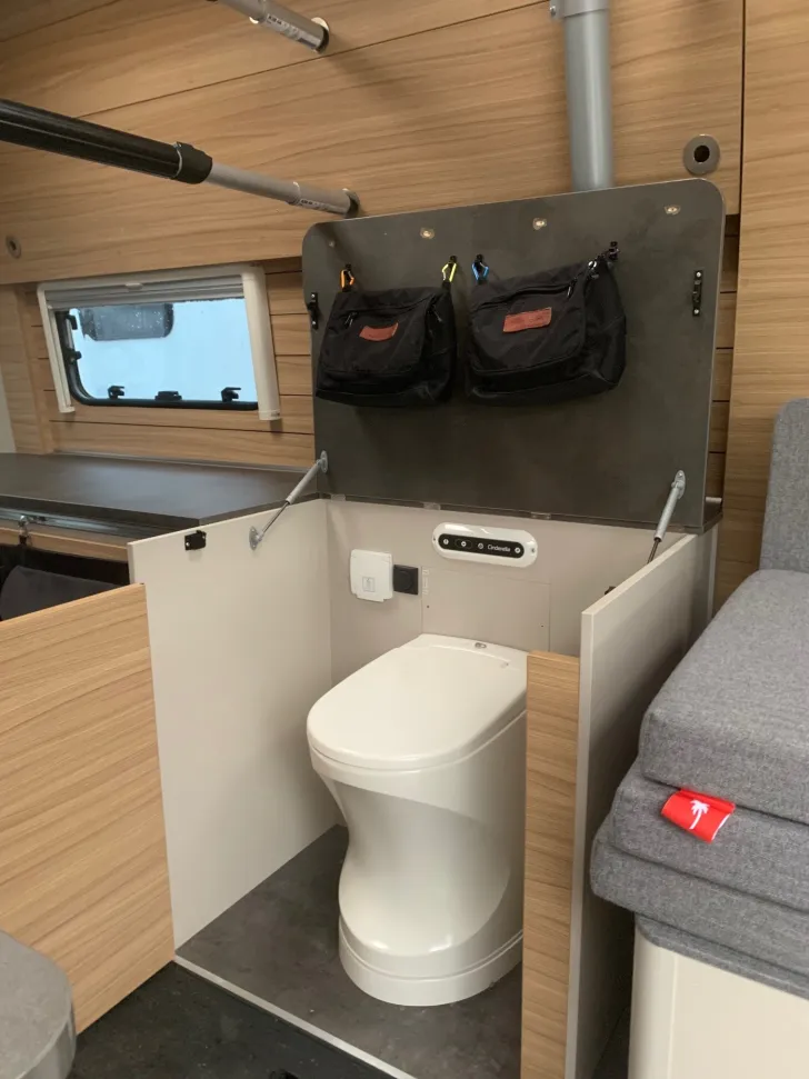 Fahrzeugbild Sunlight Camper Van Cliff 640 Adventure 4x4 AHK Navi Kamera* #14