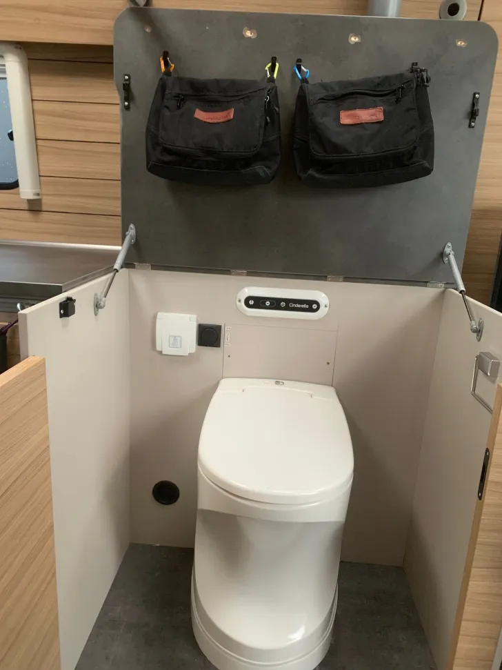 Fahrzeugbild Sunlight Camper Van Cliff 640 Adventure 4x4 AHK Navi Kamera* #15