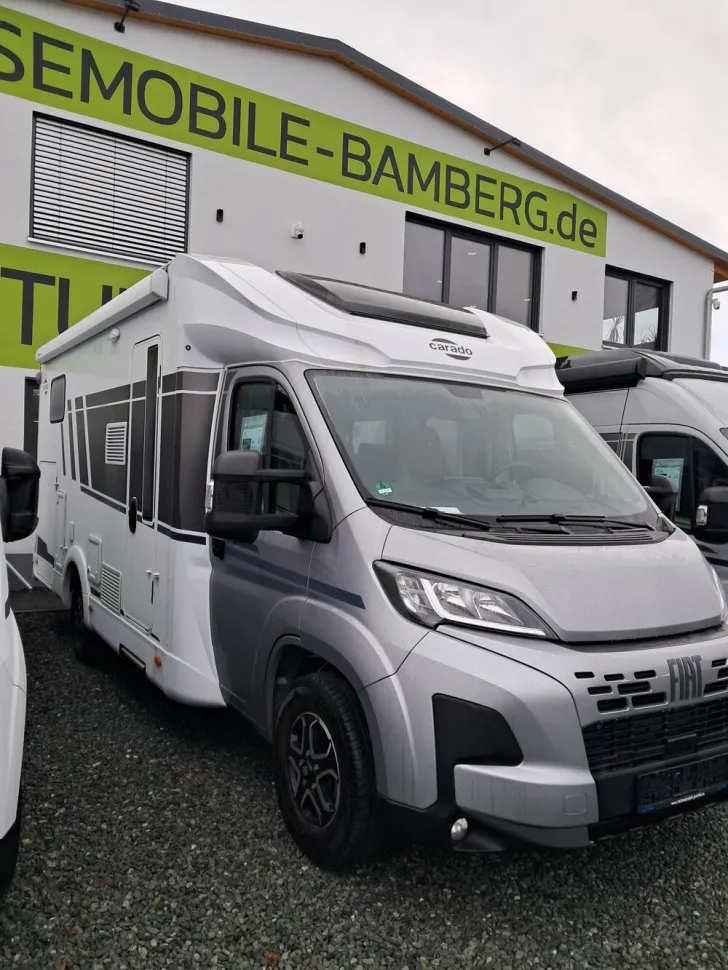 Fahrzeugbild Carado T 338 #1