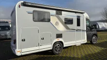 Schräg Hinten Knaus Sky TI 650 MEG Automatik