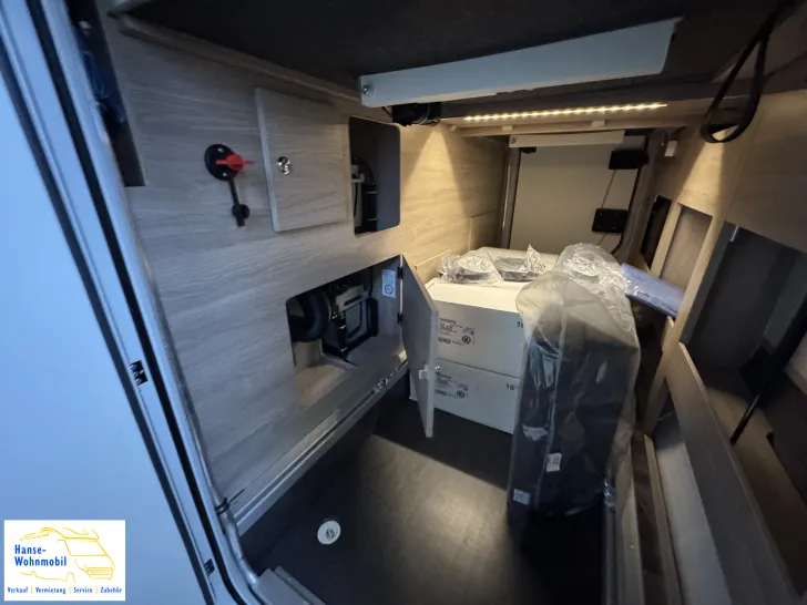 Fahrzeugbild Kabe Novum 750 LGB Heavy 40 Years #29