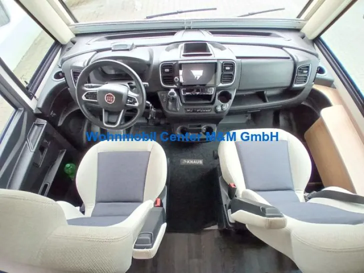 Fahrzeugbild Knaus Live I 650 MEG Pandora Alarm 180PS Backofen #11