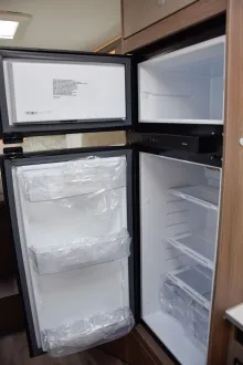 Fahrzeugbild Carado T448 pro+ *5.Sitz*Backofen*Combi-6E* #23