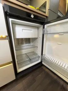 Fahrzeugbild Knaus AZUR 460 EU *DuoControl*Markise* #17