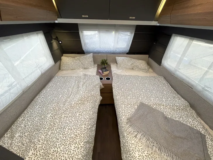 Fahrzeugbild Knaus AZUR 460 EU *DuoControl*Markise* #25