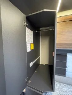 Bild 27 Knaus AZUR 460 EU *DuoControl*Markise*