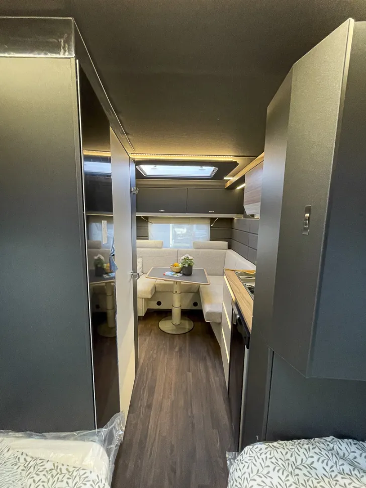 Fahrzeugbild Knaus AZUR 460 EU *DuoControl*Markise* #32