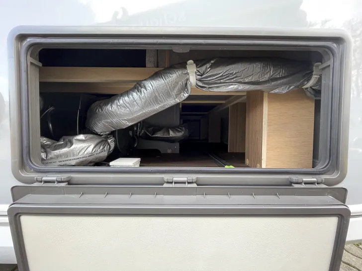 Fahrzeugbild Knaus AZUR 460 EU *DuoControl*Markise* #38