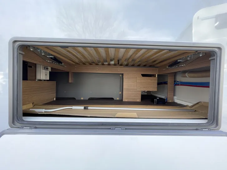 Fahrzeugbild Knaus AZUR 460 EU *DuoControl*Markise* #41