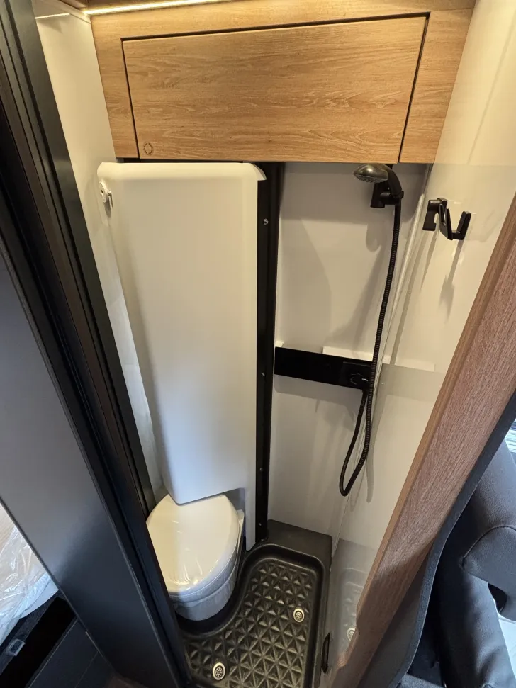 Fahrzeugbild Knaus BoxLife 630 ME Platinum Selection 2026 ACC Hubbett gr. Kühlschr. #16