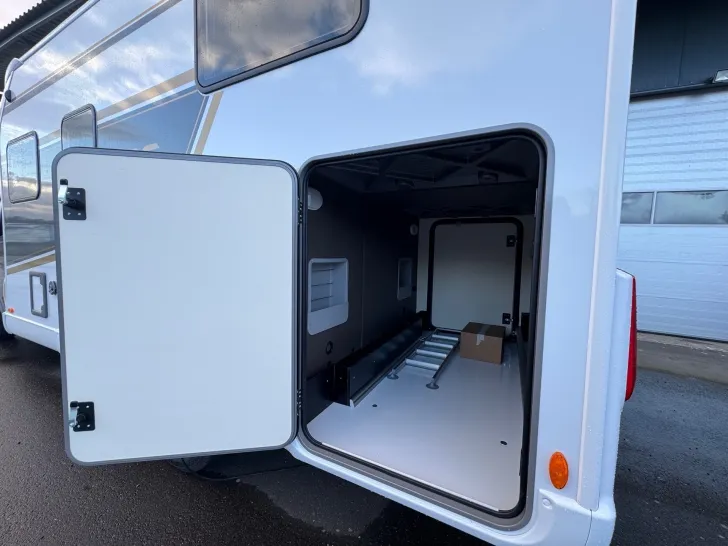 Fahrzeugbild Bürstner B66 TD 690 G Sondermodell *Automatik* #16