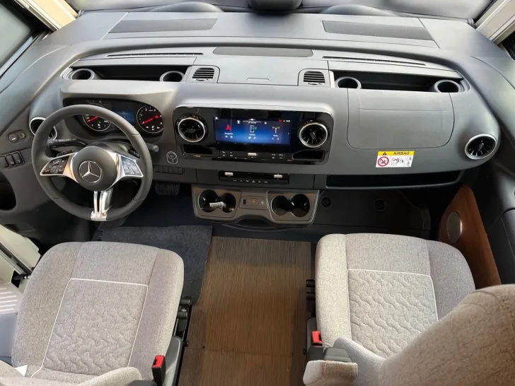Fahrzeugbild Carthago C2-tourer I 141 KB LE comfort Summer Sale #10