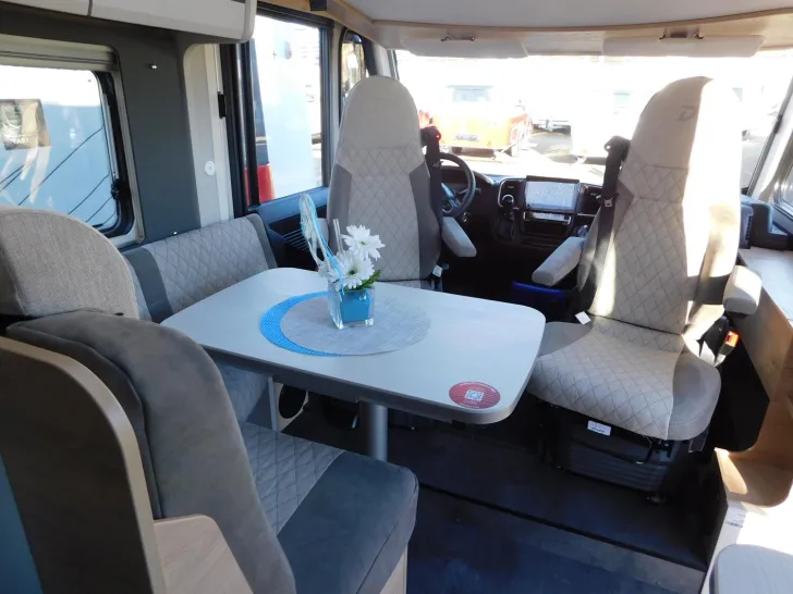 Fahrzeugbild Dethleffs Globebus Active I 4 8G-Autom.+Combi6E+Fußbodenh. #7