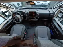 Fahrzeugbild Adria Matrix 60Y 670 SL Jubilee Combi 6E, Modell 26 #4