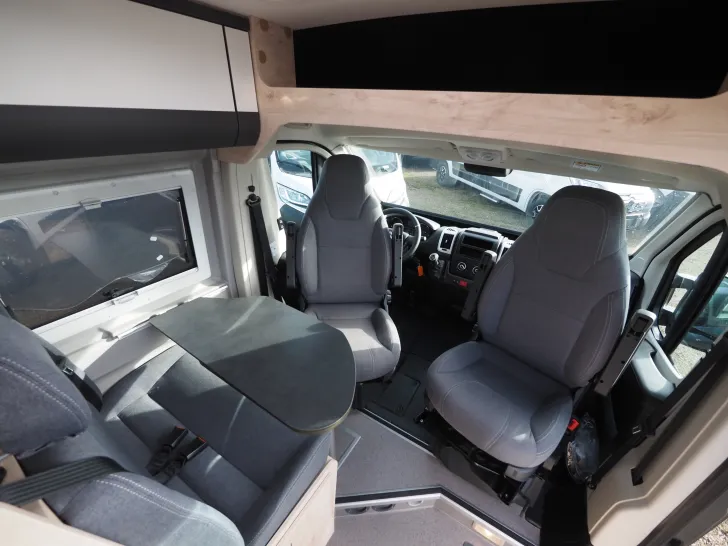 Fahrzeugbild Clever Tour 540, Designpaket, Abwasser beheizt uvm. #7