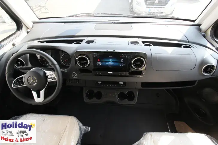 Fahrzeugbild Hymer B-Klasse MC I 680 Auflastung 4.500 kg #8