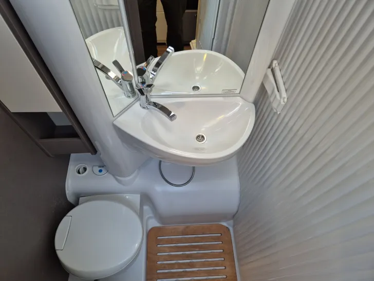 Fahrzeugbild Etrusco T 6.9 SR #9