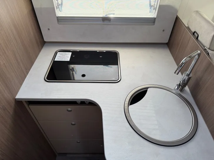 Fahrzeugbild Carado TEILINTEGRIERTE 447 #8