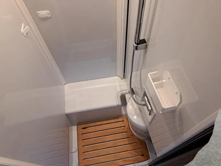 Fahrzeugbild Dethleffs Globebus Camp Active T 4 Automatik #19