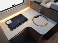 Fahrzeugbild Carado T 447 Pro+ Hubbett, TV, Sat, Solar #14