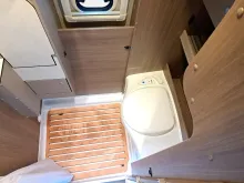 Fahrzeugbild Carado pro CV 541 Autom, Rahmenfenster, Hecksitzgruppe #14