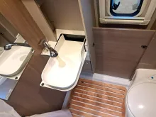 Fahrzeugbild Carado pro CV 541 Autom, Rahmenfenster, Hecksitzgruppe #15