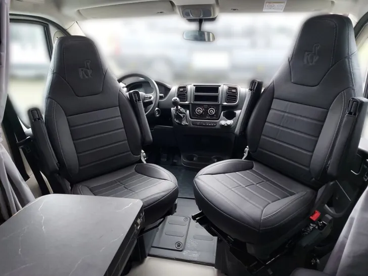 Fahrzeugbild Etrusco T-Modell Base 6.9 SBC #12