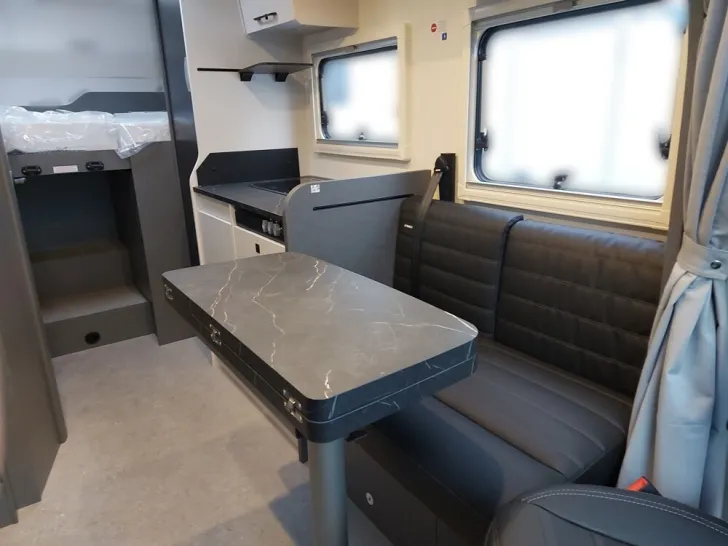 Fahrzeugbild Etrusco T-Modell Base 6.9 SBC #13