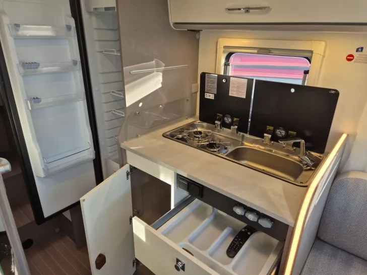 Fahrzeugbild Etrusco VAN 6.8 SCF #9