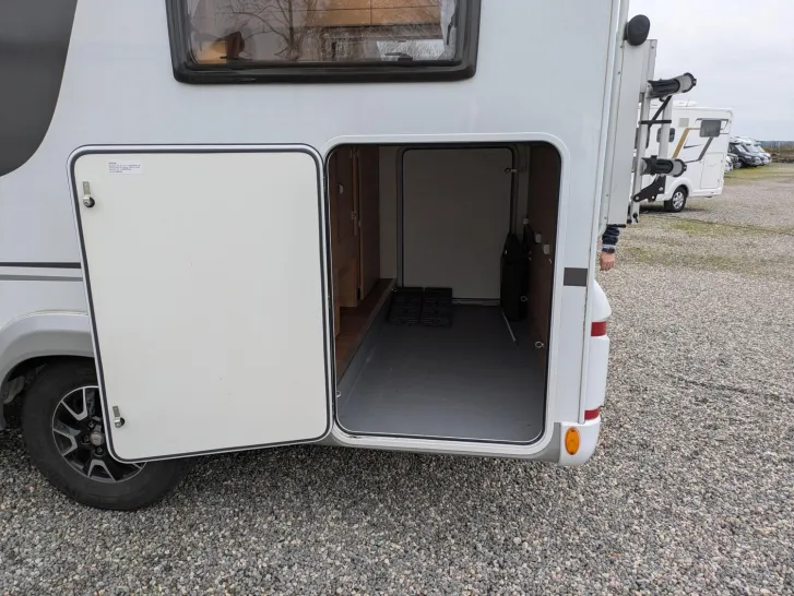 Fahrzeugbild Soma Camp L-Line V 600 E 140PS/Autom/Solar/SAT/TV/Markise/RFK/Fahrradträger #23