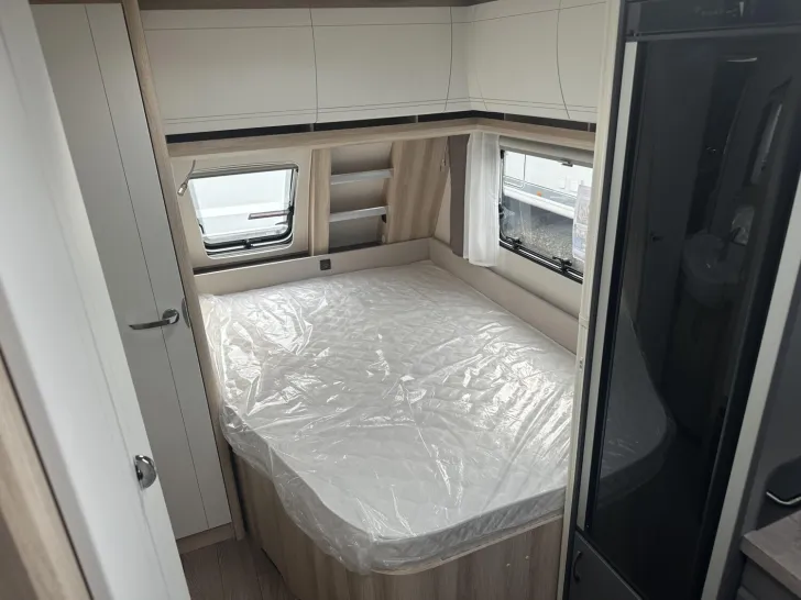Fahrzeugbild Hobby De Luxe 540 KMFe IC Sondermodell/ Mover; ETS; FH #13