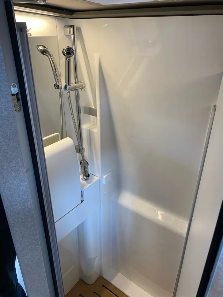 Fahrzeugbild Hymer Grand Canyon S 700 3 Jahre EHG Anschlußgarantie #15