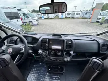 Fahrzeugbild Weinsberg CaraCompact 600 MEG EDITION [PEPPER] Fenster hl Styling-Paket BLACK #9