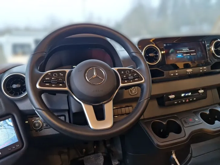 Fahrzeugbild Carthago C-LINE I 4.9 LE MB #7