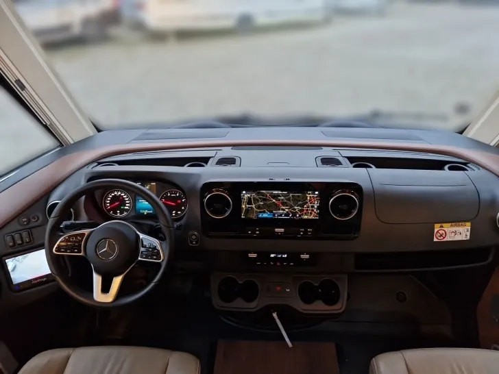 Fahrzeugbild Carthago C-LINE I 4.9 LE MB #8